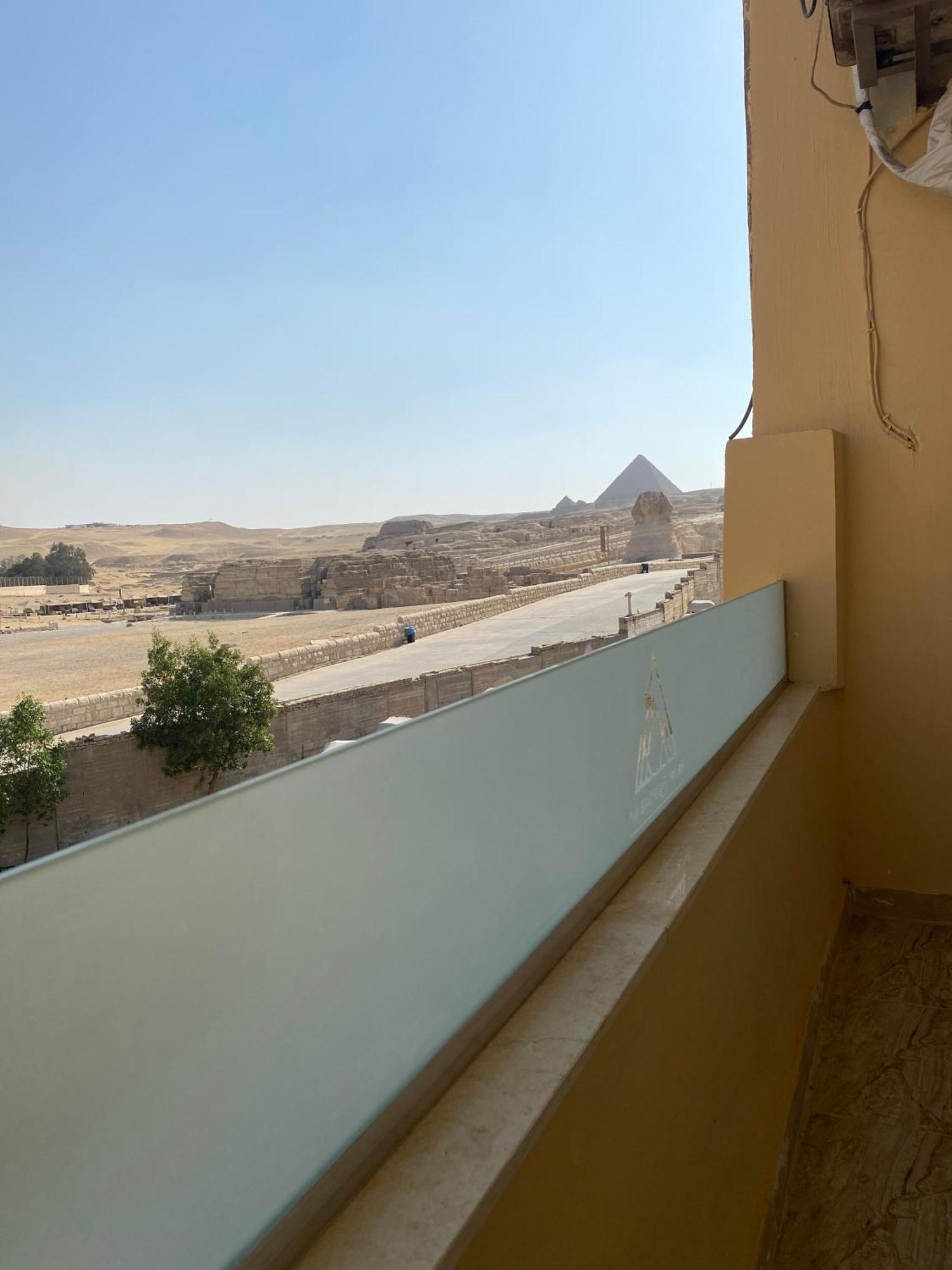 Seven Pyramids Panoramic View Inn Kafrat al Jabal Exterior photo