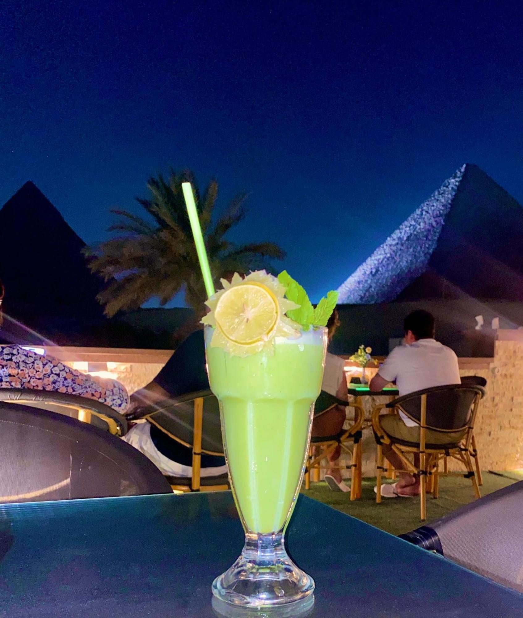 Seven Pyramids Panoramic View Inn Kafrat al Jabal Exterior photo