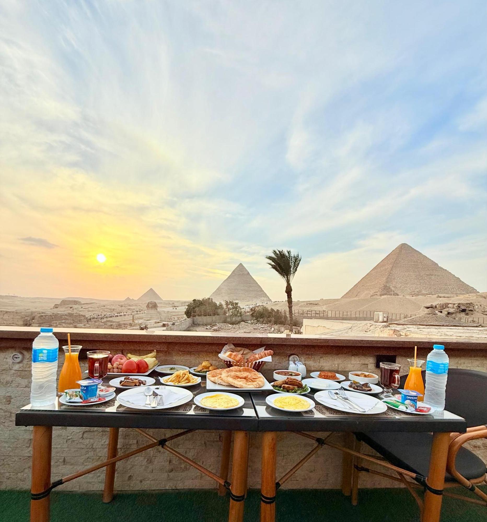 Seven Pyramids Panoramic View Inn Kafrat al Jabal Exterior photo