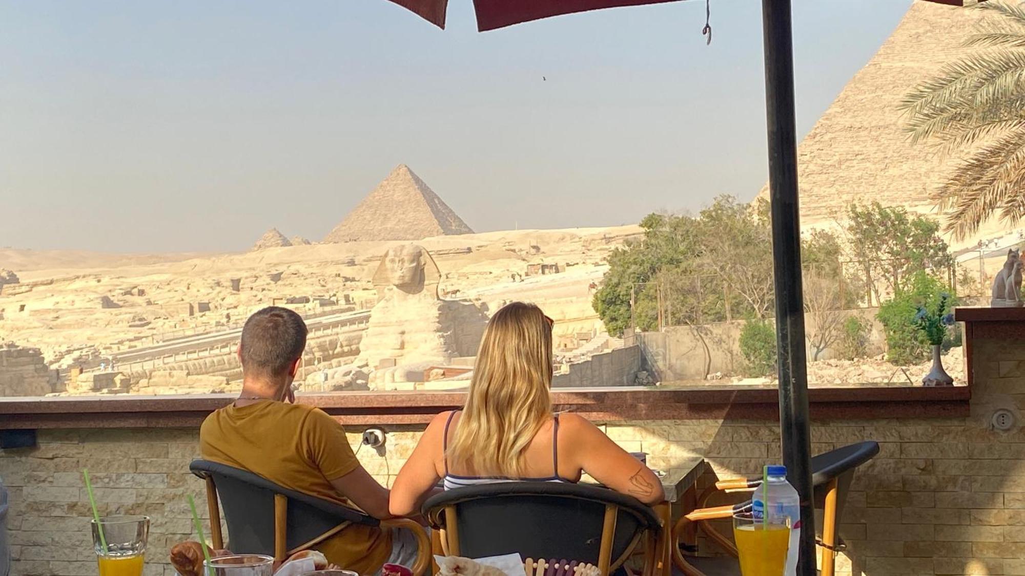 Seven Pyramids Panoramic View Inn Kafrat al Jabal Exterior photo